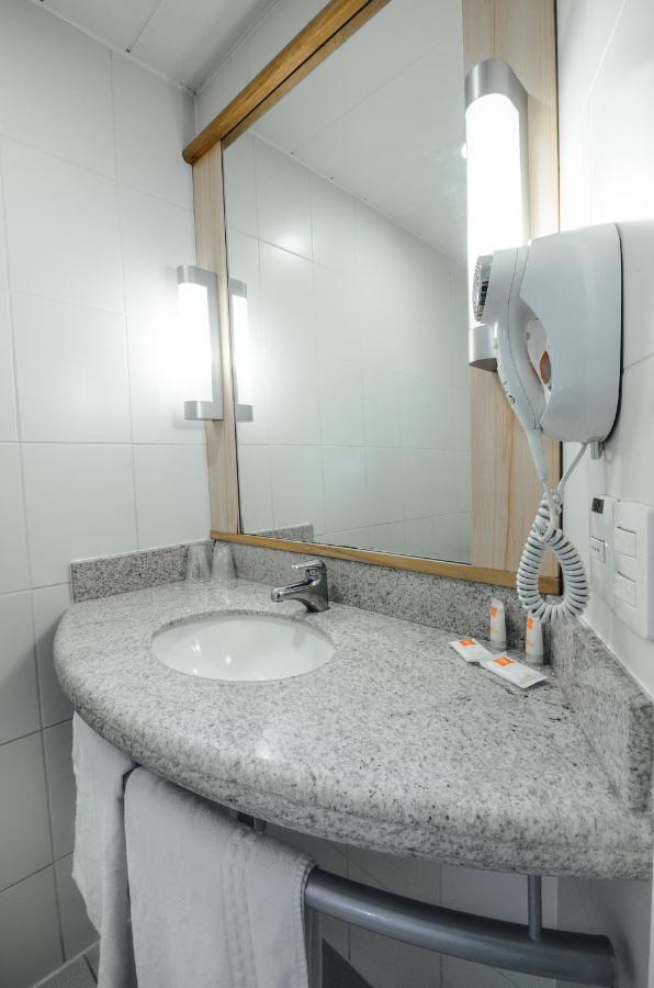 Ibis كالاما المظهر الخارجي الصورة
